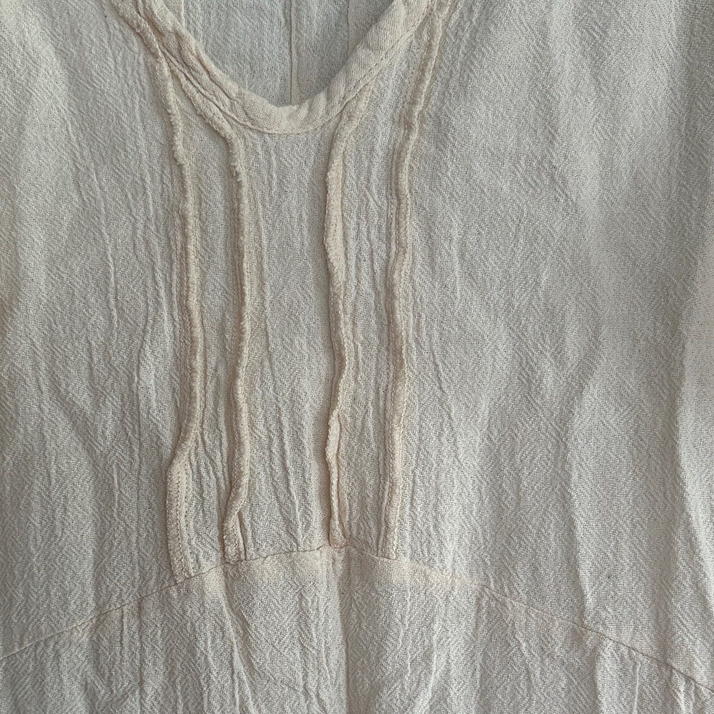 Oh My Gauze! Cream V-Neck Textured Tunic Top size 1 - Picture 4 of 13